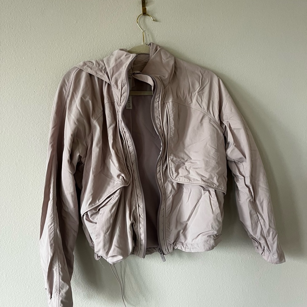 Lululemon Jacket in Light Pink